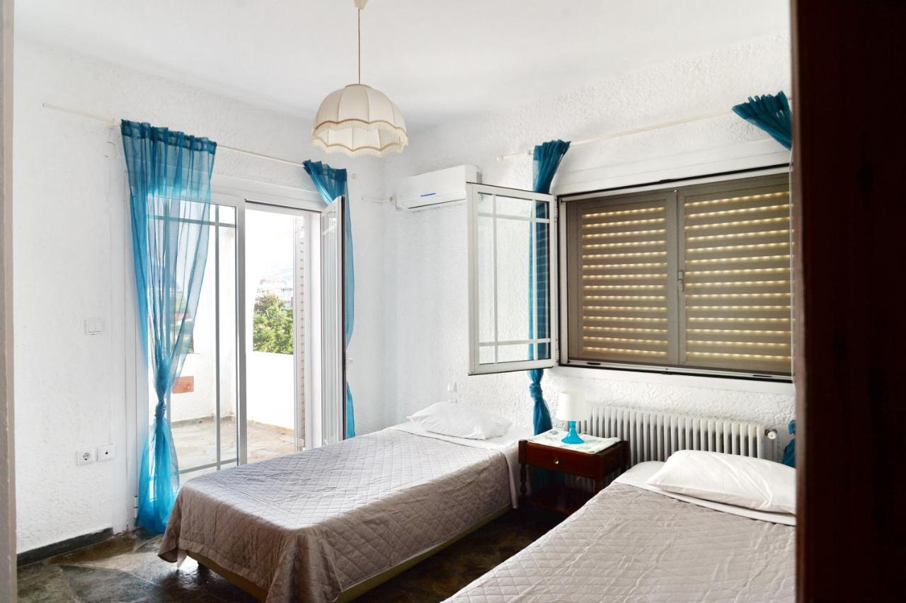 Antorina Beachfront Villas With Private Pools Kamari  Εξωτερικό φωτογραφία