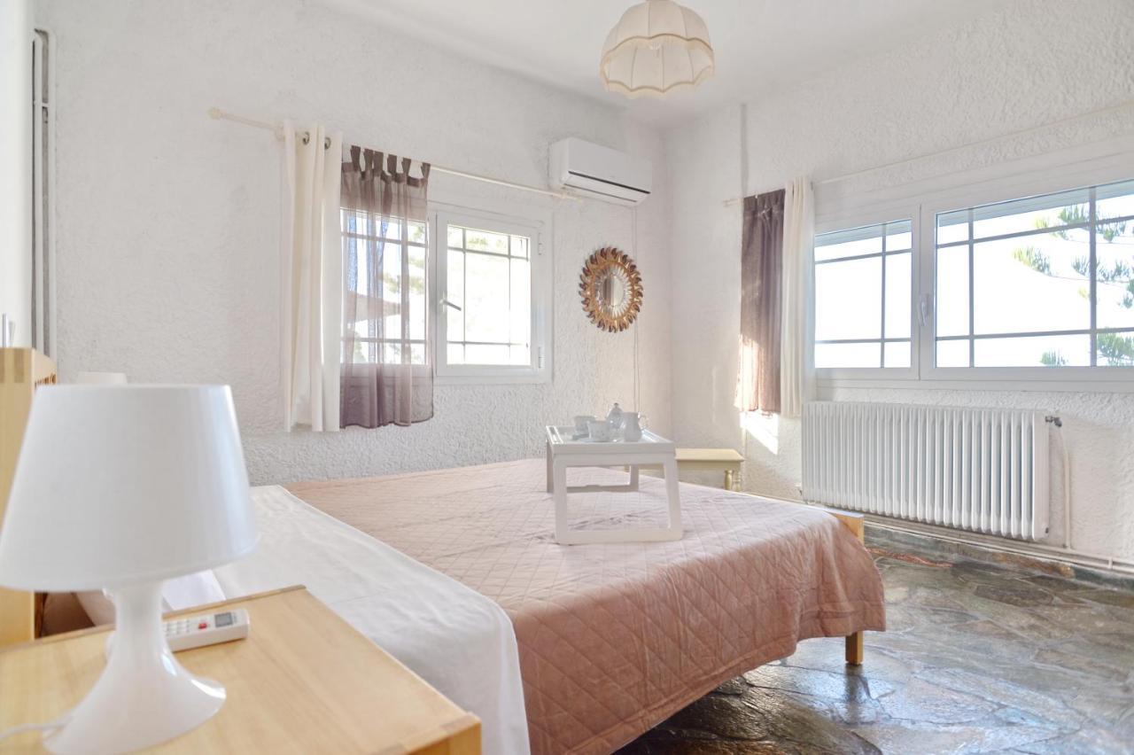 Antorina Beachfront Villas With Private Pools Kamari  Εξωτερικό φωτογραφία