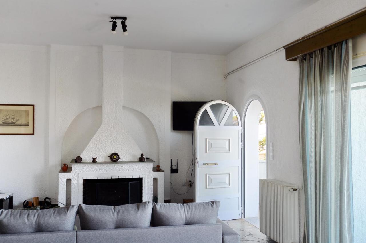 Antorina Beachfront Villas With Private Pools Kamari  Εξωτερικό φωτογραφία