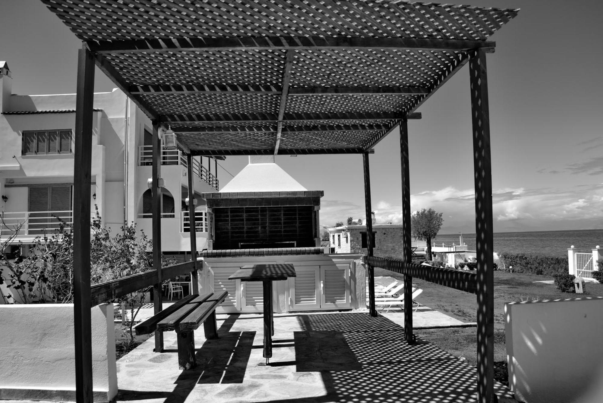 Antorina Beachfront Villas With Private Pools Kamari  Εξωτερικό φωτογραφία