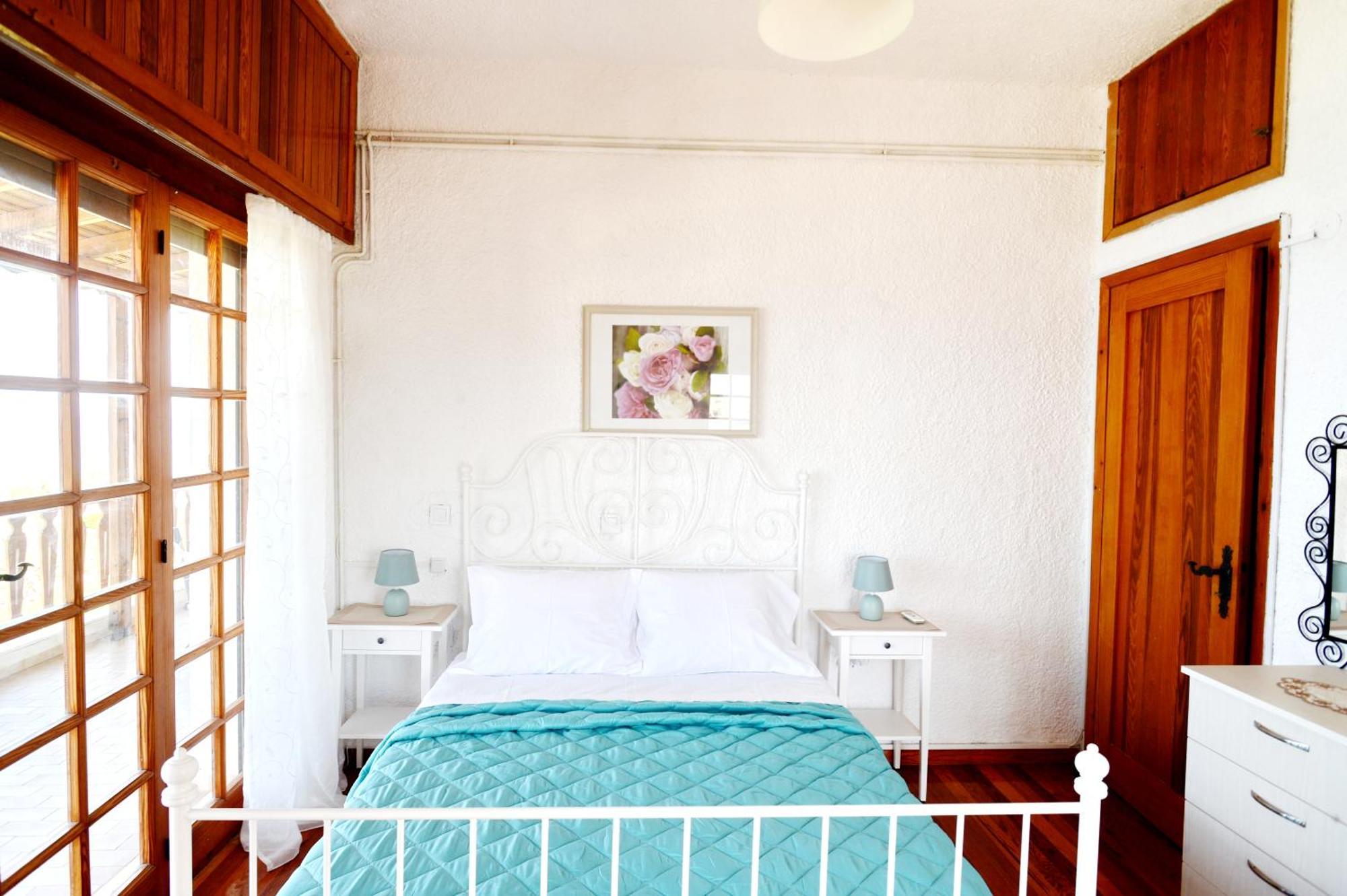 Antorina Beachfront Villas With Private Pools Kamari  Εξωτερικό φωτογραφία