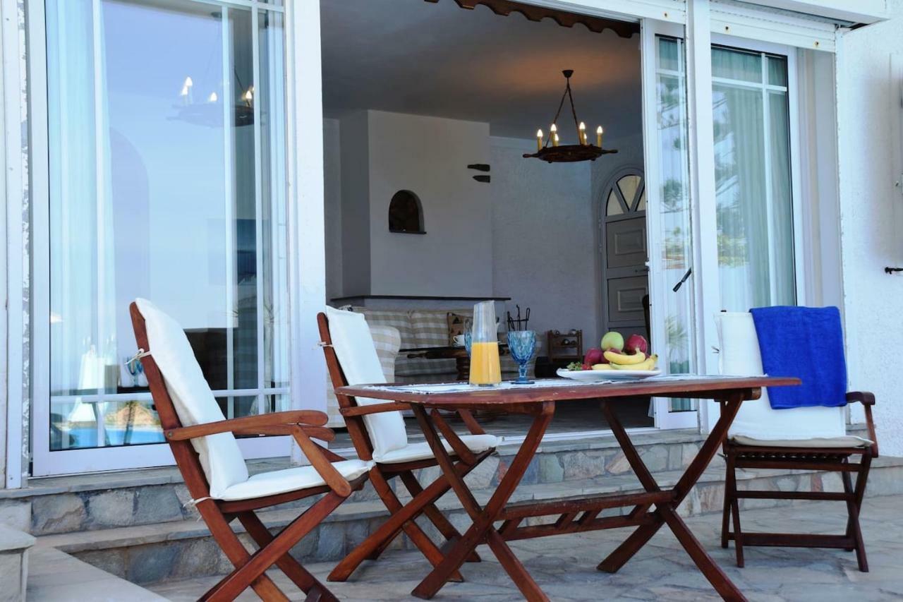 Antorina Beachfront Villas With Private Pools Kamari  Εξωτερικό φωτογραφία