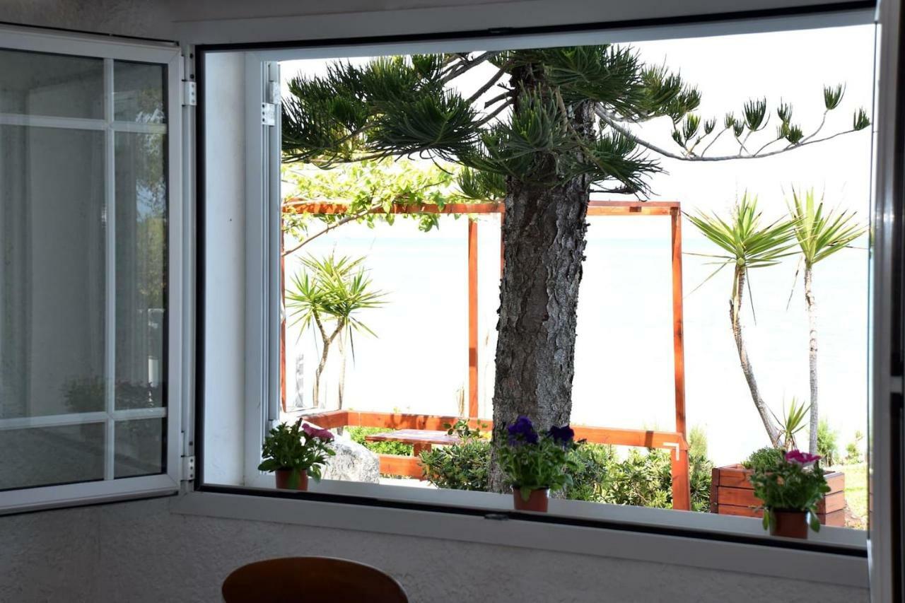 Antorina Beachfront Villas With Private Pools Kamari  Εξωτερικό φωτογραφία