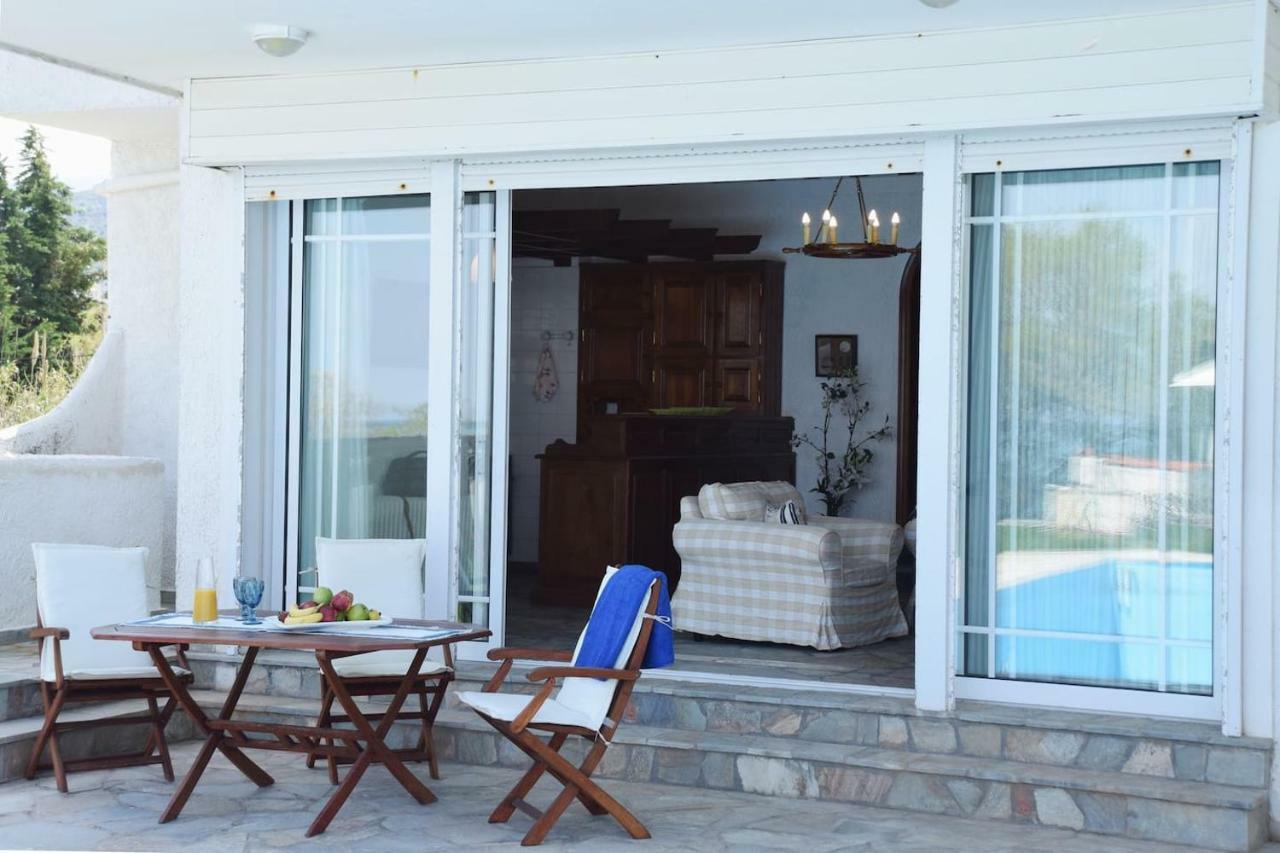 Antorina Beachfront Villas With Private Pools Kamari  Εξωτερικό φωτογραφία